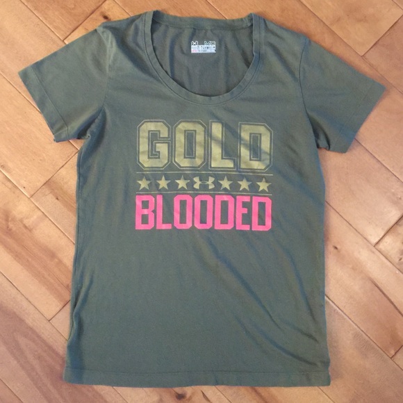 Under Armour Tops - 💥 SALE💥Under Amour T-Shirt Size Medium